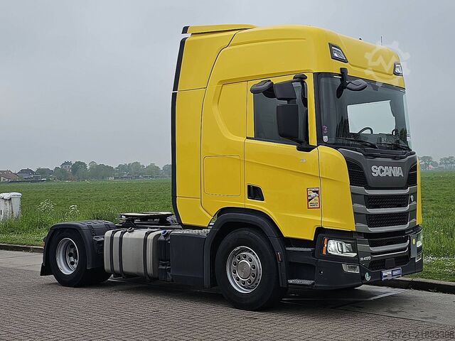 Standar-SZM SCANIA R450