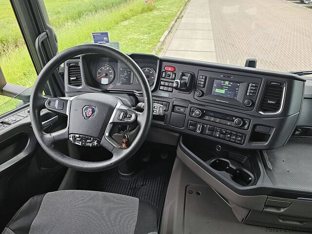 Standar-SZM SCANIA R450