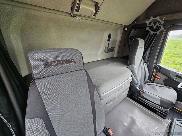 Standar-SZM SCANIA R450