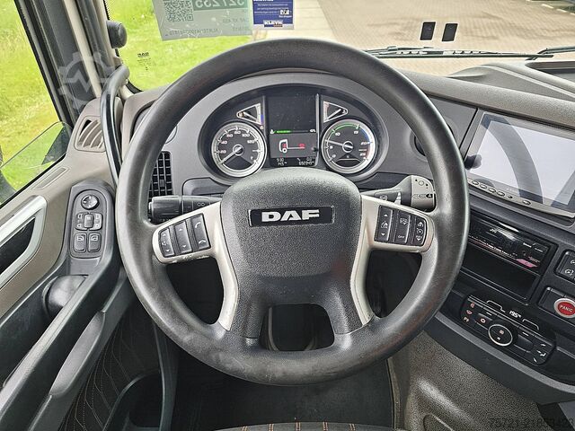 Standar-SZM DAF XF 450 SPACECAB