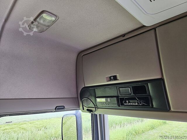 Standar-SZM DAF XF 450 SPACECAB