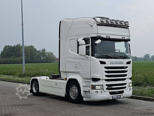 Standar-SZM SCANIA R490