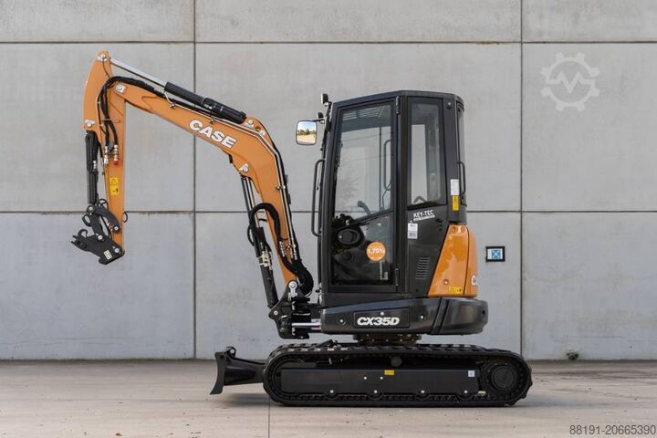 मिनी खुदाई CASE CX 35 D