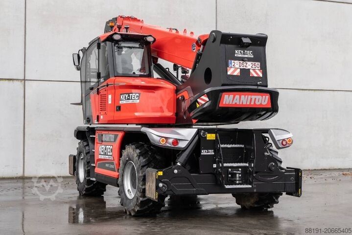 Chargeur télescopique Manitou MRT 2260