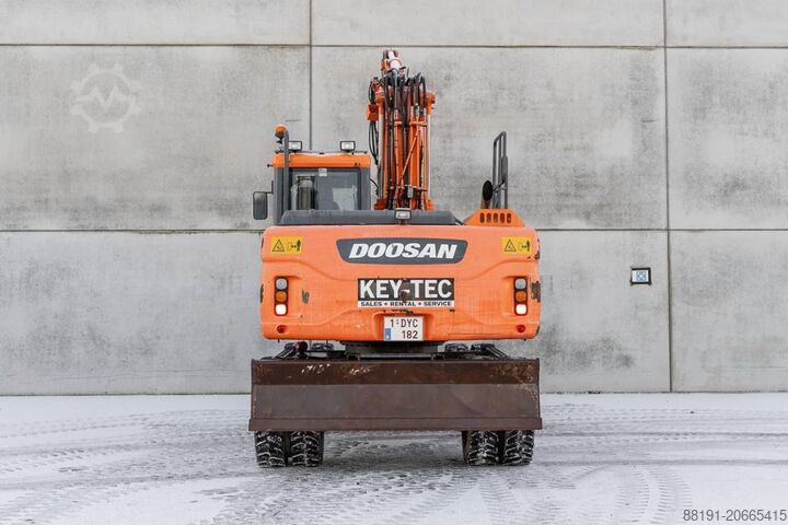 Pelle sur roues Doosan DX 140 W-3