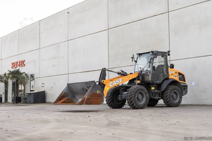 轮式装载机 CASE 321 F
