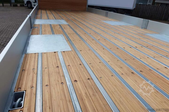 Pengangkut mobil DAF XF 106.480 106 XF 480