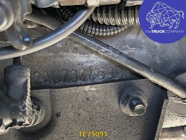 मानक SZM Iveco S-Way 480