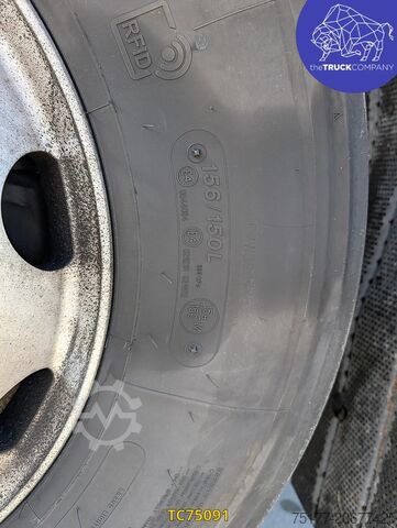 मानक SZM Iveco S-Way 480