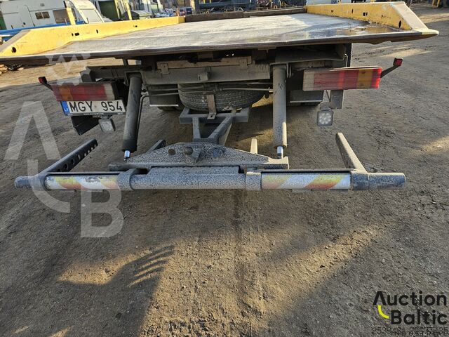 垃圾车 Mercedes-Benz Atego 815