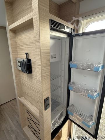 キャラバン FENDT Bianco Activ 390 FHS Modell 2026 ausgestellt!