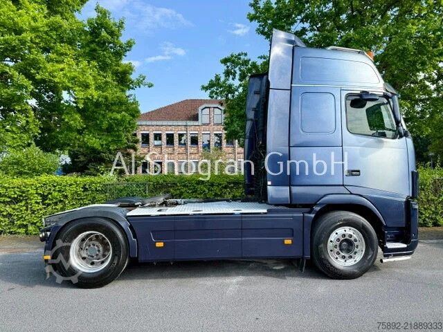 Standardni SZM Volvo FH 16.700 Globetrotter XL/Retarder/Kipphydrauli...