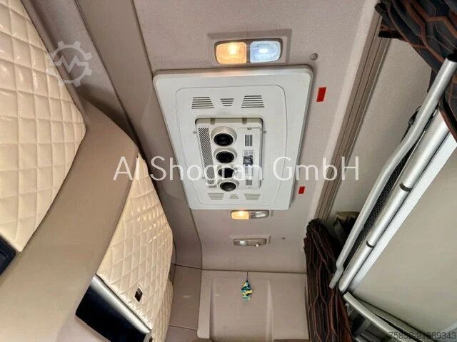 Volume-SZM DAF XF 480 Super Space/Voll Luft Mega/Standklima/Eu...