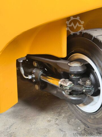 LPG front loader Jungheinrich TFG 425s - Service Neu - VW Motor - STVO