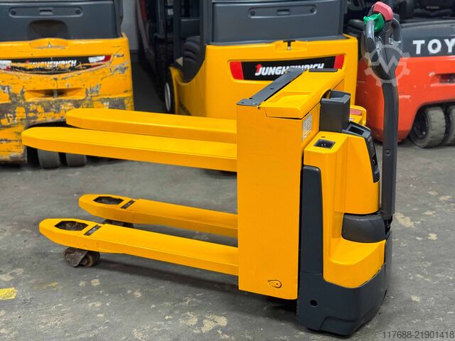 Водитель тележки для перевозки поддонов Jungheinrich EJE C20 - Service Neu - nur 2638 Std.-Batterie 85%