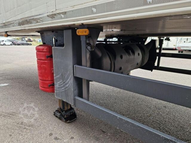  Schmitz Cargobull FRIGORIFIQUE + HAYON