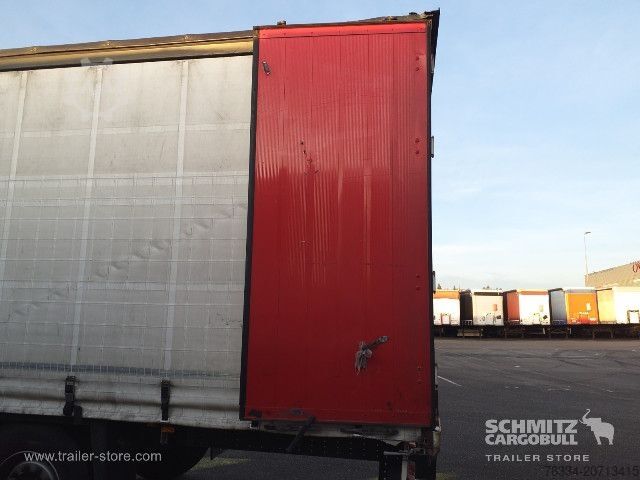 Öppen semitrailer med kapell Schmitz Cargobull Semitrailer Curtainsider Standard