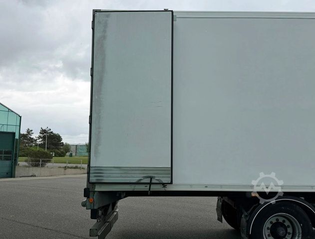 Semi-reboque frigorífico Sor SP71-SR2FR 2-AS STUURAS 270 CM HOOG 250 CM B