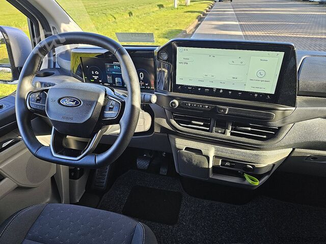 Επιβατικές μεταφορές FORD TRANSIT CUSTOM 2.5 PHEV 9-Persoons!