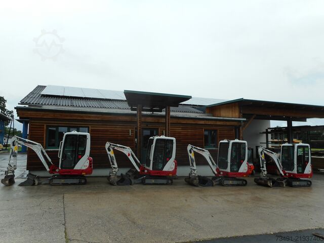 Mini-escavadora Takeuchi TB 216 mit POWERTILT