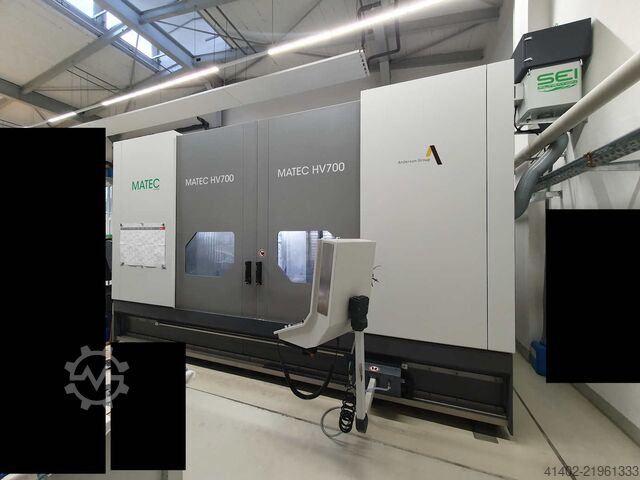 Universalus apdirbimo centras Matec HV 700