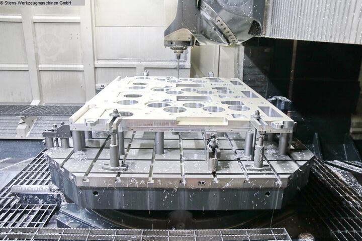 Centro de usinagem - Universal DMG MORI DMC 340 U