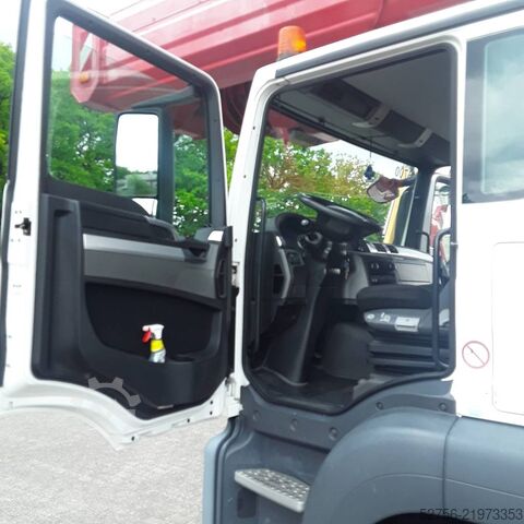 Piattaforma aerea montata su camion Ruthmann T 720.1