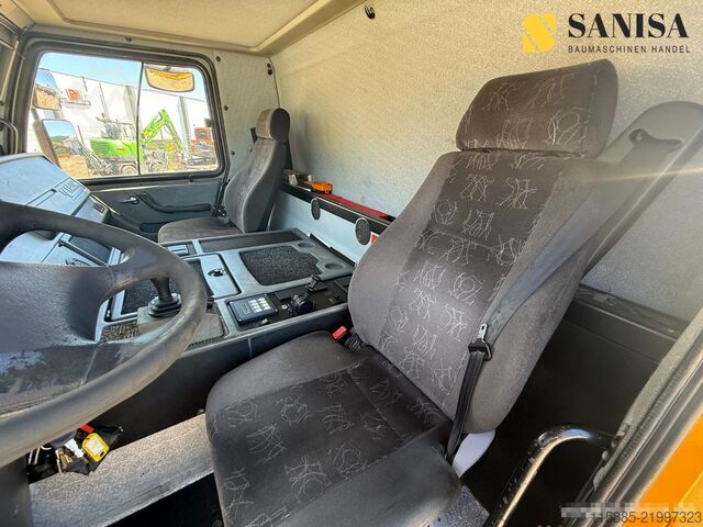 Lastbilsmonterad kran Faun Tadano ATF 60-3/Autokran/6x6x6/Klappspit