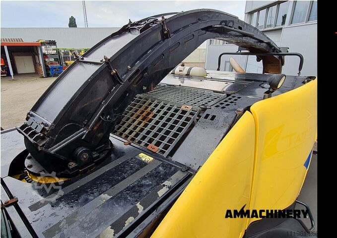 Harvester New Holland FR600