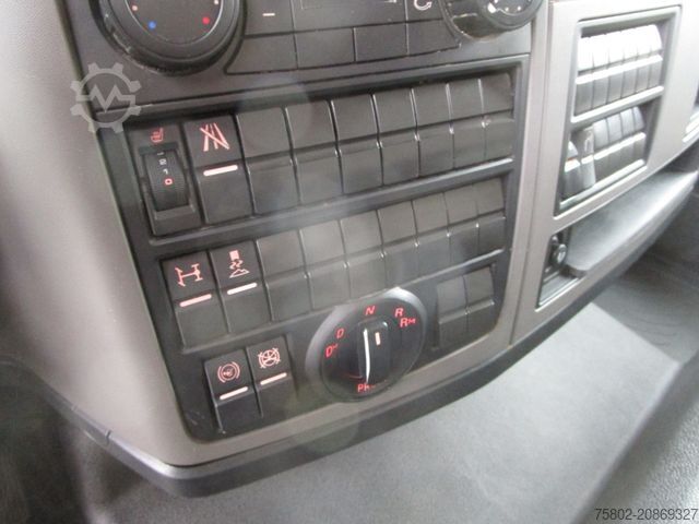 Xe thùng kín MAN TGL 8.190 EURO.6 *LBW 1,5to.+Seitentüre+1-Hand*