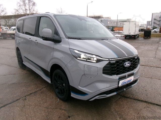 Minibus FORD Tourneo Custom L1 Sport PHEV AHK Exklusiv 360Kam
