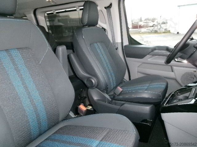 Minibus FORD Tourneo Custom L1 Sport PHEV AHK Exklusiv 360Kam