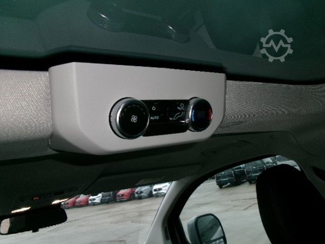 Minibus FORD Tourneo Custom L1 Sport PHEV AHK Exklusiv 360Kam