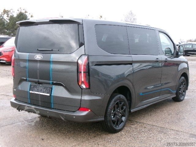 Minibus FORD Tourneo Custom L1 Sport PHEV AHK Exklusiv 360Kam