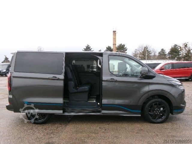 Minibus FORD Tourneo Custom L1 Sport PHEV AHK Exklusiv 360Kam