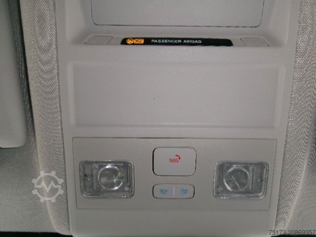 Minibus FORD Tourneo Custom L1 Sport PHEV AHK Exklusiv 360Kam