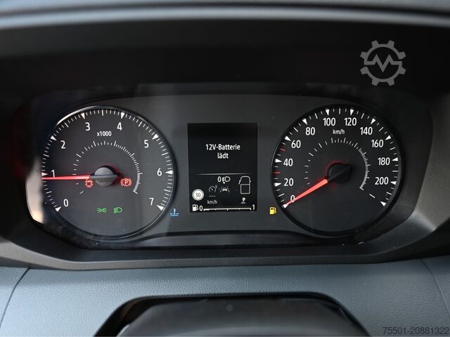 Панелен ван Nissan Interstar Kasten dCi150 L3H2 3.5t FWD N-Connecta