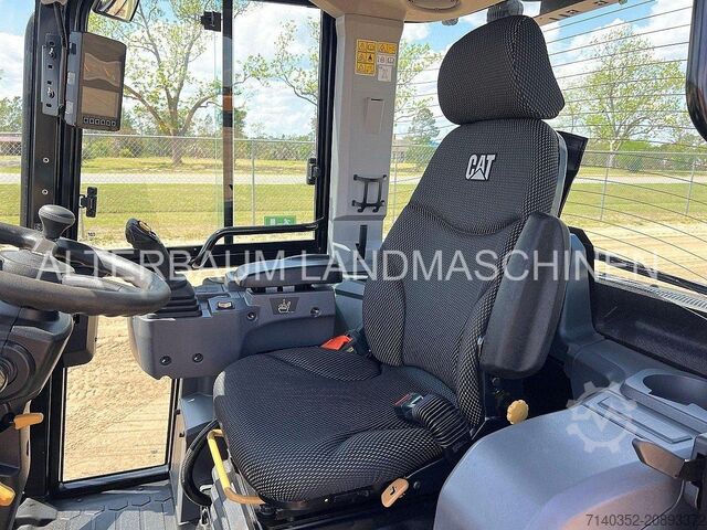 Radlader Caterpillar 906