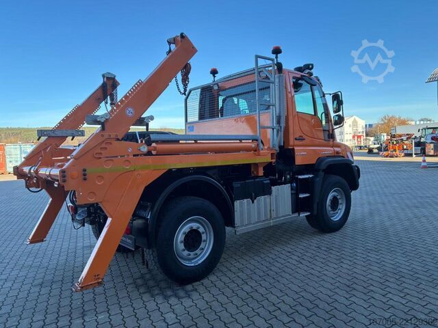 Unimog Mercedes-Benz Unimog U 430 mit Jotha Absetzer CombiCon 5018