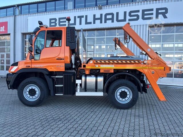 Unimog Mercedes-Benz Unimog U 430 mit Jotha Absetzer CombiCon 5018