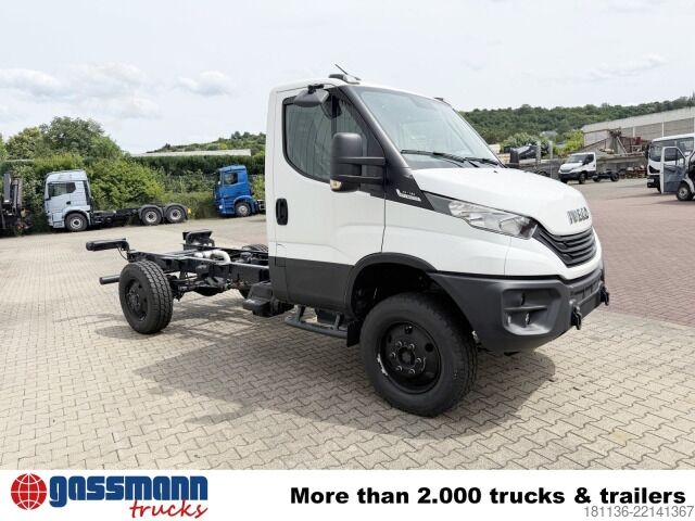 Furgon i mbyllur Iveco Daily 70S18HA8 WX 4x4, mehrfach vorhanden!