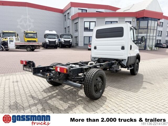 Furgon i mbyllur Iveco Daily 70S18HA8 WX 4x4, mehrfach vorhanden!