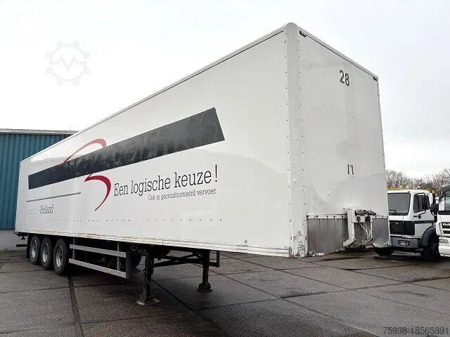 Kofer Pacton / JUMBO 3-AXLE CLOSED BOX WITH FULL STEEL CHASS...