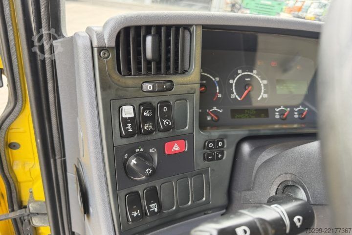 Камион платформа с брезент Scania P230 LB 4x2 Plane/HB / Swiss-Vehicle