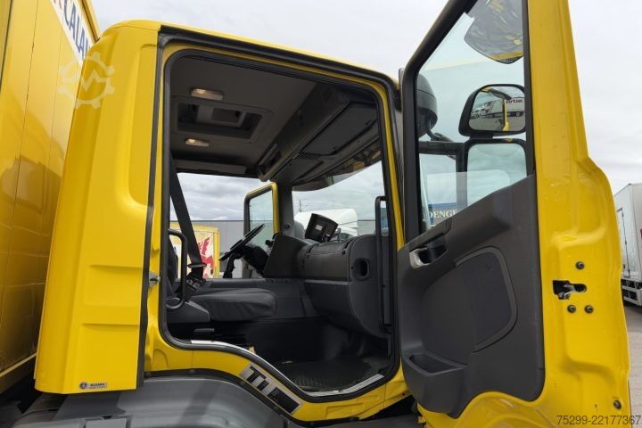 Камион платформа с брезент Scania P230 LB 4x2 Plane/HB / Swiss-Vehicle