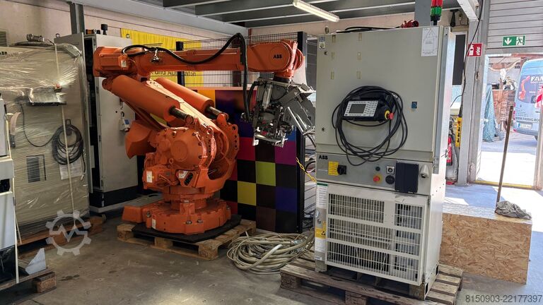 Robot industrial ABB IRB6400RM2000