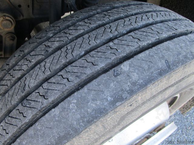 شاحنة صندوقية MERCEDES-BENZ Atego 1224L MP4*7,20m+LBW+KLIMA+6-Zylinder*