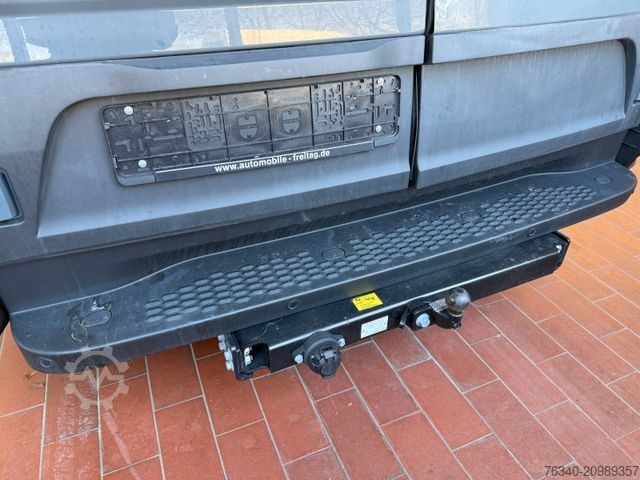 รถตู้หลังคาสูง IVECO Daily 35S21HA8 V/P*WÜRTH REGALSYSTEM*