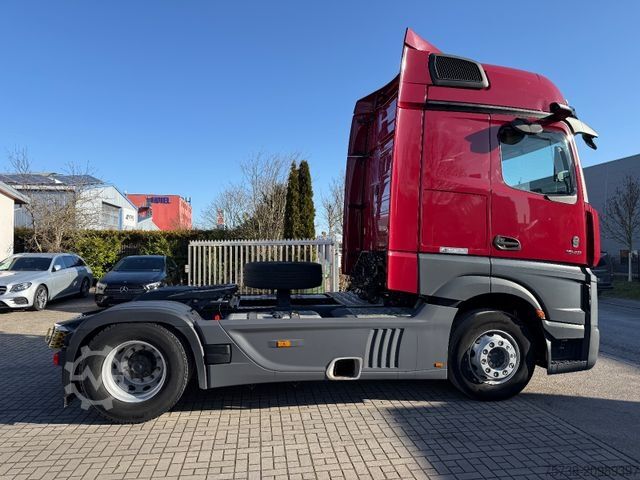 Standardowy ciągnik siodłowy MERCEDES-BENZ Actros 1845 LS MP5/Retarder/2xTank/MirrorCam