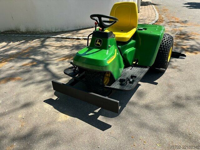 ভ্যান John-Deere 1200A Bunkerharke Motorrechen